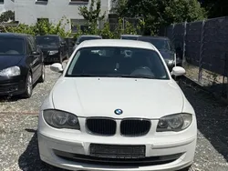 Weiß Gebraucht 2008 BMW 118 Advantage Kleinwagen | 1.200 € (Guter Preis)