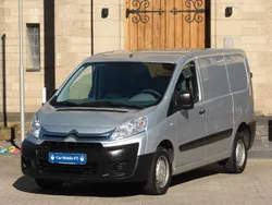 Grau Gebraucht 2012 Citroën Jumpy Van / Kleinbus | 6.950 € (Etwas zu teuer)