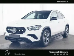Weiss Gebraucht 2024 Mercedes GLA180 SUV | 39.590 € (Teuer)