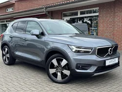 Grau Gebraucht 2019 Volvo XC40 SUV | 25.999 € (Etwas zu teuer)