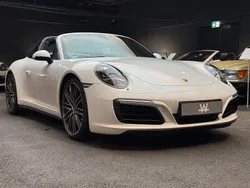 Weiß Gebraucht 2018 Porsche 911 Targa 4 Cabrio | 104.900 €