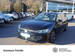Andere farbe Gebraucht 2024 VW Passat Elegance Kombi | 42.980 €