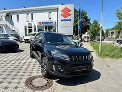 Cosmic black pearl Gebraucht 2022 Suzuki Vitara Comfort+ SUV | 22.990 € (Fairer Preis)