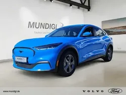 Grabber blue metallic (metallic) Gebraucht 2023 Ford Mustang Mach-E Basis SUV | 34.950 € (Superpreis)