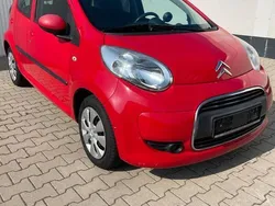 Rot Gebraucht 2012 Toyota Aygo Kleinwagen | 3.800 € (Etwas zu teuer)