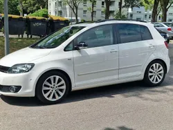 Weiß Gebraucht 2012 VW Golf Plus Match Van / Kleinbus | 7.900 € (Fairer Preis)
