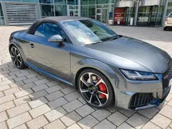 Grau Gebraucht 2025 Audi TT RS Coupé | 73.000 €