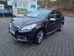 Schwarz Gebraucht 2015 Peugeot 2008 Allure SUV | 7.800 € (Guter Preis)