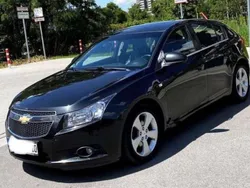 Schwarz Gebraucht 2012 Chevrolet Cruze Limousine | 4.200 € (Teuer)