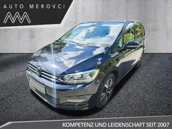 Schwarz Gebraucht 2023 VW Touran Van / Kleinbus | 29.995 € (Fairer Preis)