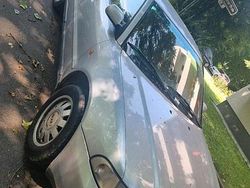 Silber Gebraucht 1996 Audi A4 Limousine | 750 € (Guter Preis)