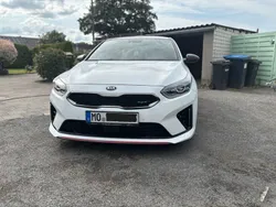 Weiß Gebraucht 2020 Kia Ceed GT Limousine | 19.999 € (Guter Preis)