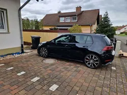 Schwarz Gebraucht 2017 VW Golf VII GTI Limousine | 20.500 € (Fairer Preis)