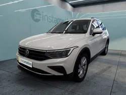 Weiß Gebraucht 2024 VW Tiguan Life SUV | 29.879 € (Fairer Preis)