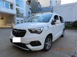 Weiß Gebraucht 2020 Opel Combo Life Innovation Van / Kleinbus | 12.500 € (Fairer Preis)