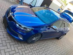 Blau Gebraucht 2017 Renault Mégane GrandTour Bose Edition Kombi | 12.000 € (Fairer Preis)
