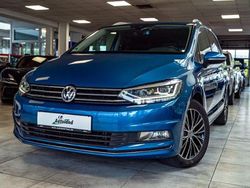 Blau Gebraucht 2017 VW Touran Highline Van / Kleinbus | 15.490 € (Guter Preis)