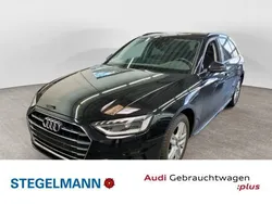 Brillantschwarz Gebraucht 2022 Audi A4 Ambiente Kombi | 28.490 € (Guter Preis)