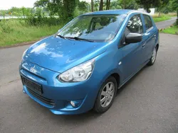 Blau Gebraucht 2015 Mitsubishi Space Star Plus Limousine | 5.999 € (Etwas zu teuer)