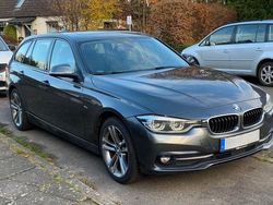 Grau Gebraucht 2016 BMW 320 Sport Line Kombi | 13.000 € (Fairer Preis)