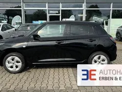 Schwarz Gebraucht 2024 Suzuki Swift Comfort Kleinwagen | 17.990 € (Fairer Preis)