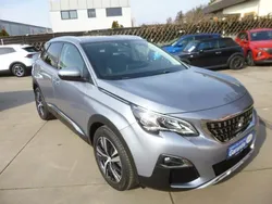 Grau Gebraucht 2020 Peugeot 3008 Allure SUV | 16.999 € (Fairer Preis)