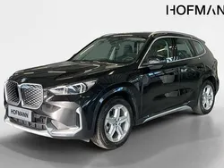 Schwarz Neu 2025 BMW iX1 Luxury Line SUV | 52.420 € (Guter Preis)