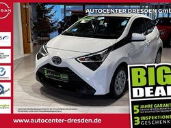Weiß Gebraucht 2021 Toyota Aygo X-play Kleinwagen | 10.980 € (Fairer Preis)