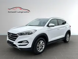 Weiß Gebraucht 2015 Hyundai Tucson Intro Edition SUV | 14.499 € (Fairer Preis)