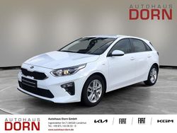 Weiß Gebraucht 2020 Kia Ceed Edition 7 Limousine | 14.490 € (Etwas zu teuer)