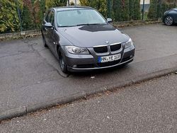 Grau Gebraucht 2008 BMW 118 Kleinwagen | 3.800 € (Fairer Preis)