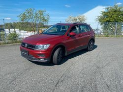 Rot Gebraucht 2017 VW Tiguan Comfortline SUV | 16.999 € (Fairer Preis)