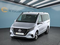 Silber Gebraucht 2024 Mercedes V250 Van / Kleinbus | 76.799 € (Teuer)