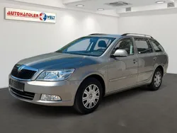 Beige Gebraucht 2009 Skoda Octavia Kombi | 2.599 € (Superpreis)