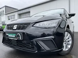 Schwarz Gebraucht 2023 Seat Ibiza Style Limousine | 17.860 € (Fairer Preis)