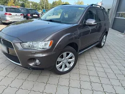Braun Gebraucht 2013 Mitsubishi Outlander SUV | 7.500 € (Fairer Preis)