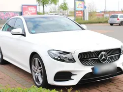 Weiß Gebraucht 2016 Mercedes E220 AMG Limousine | 28.999 € (Fairer Preis)