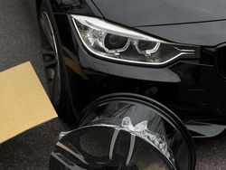 Schwarz Gebraucht 2012 BMW 320 Sport Line Kombi | 13.000 €