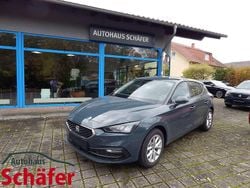 Fjordblau Neu 2025 Seat Leon Style Kleinwagen | 25.990 € (Guter Preis)
