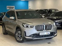 Spacesilber metallic Gebraucht 2023 BMW iX1 Performance SUV | 36.297 € (Superpreis)