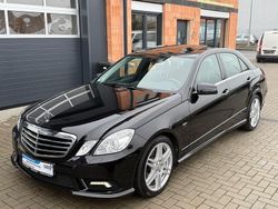 Schwarz Gebraucht 2010 Mercedes E350 AMG line Limousine | 11.999 € (Fairer Preis)