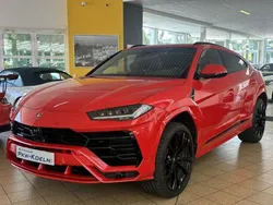 Rot Gebraucht 2019 Lamborghini Urus SUV | 179.999 €