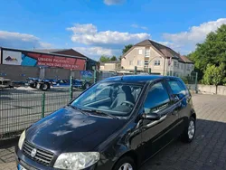 Schwarz Gebraucht 2004 Fiat Punto Kleinwagen | 1.600 € (Fairer Preis)