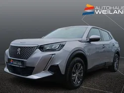 Artense silber metallic Gebraucht 2021 Peugeot e-2008 Active SUV | 15.900 € (Superpreis)