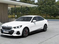 Mineralweiß metallic Neu 2025 BMW i5 M Sport Limousine | 71.729 € (Superpreis)