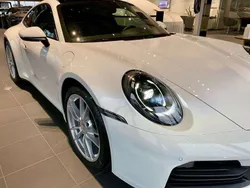 Weiß Neu 2025 Porsche 911 Carrera Coupé | 126.000 €