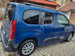Blau Gebraucht 2019 Citroën Berlingo Shine Van / Kleinbus | 16.600 € (Superpreis)