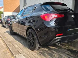 Schwarz Gebraucht 2014 Alfa Romeo Giulietta Kleinwagen | 8.800 € (Etwas zu teuer)