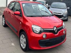 Rot Gebraucht 2015 Renault Twingo Life Kleinwagen | 5.700 € (Fairer Preis)