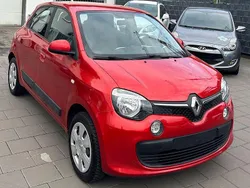 Rot Gebraucht 2015 Renault Twingo Life Kleinwagen | 5.700 € (Fairer Preis)